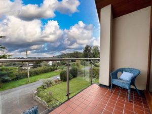 Photo 17- click for photo gallery